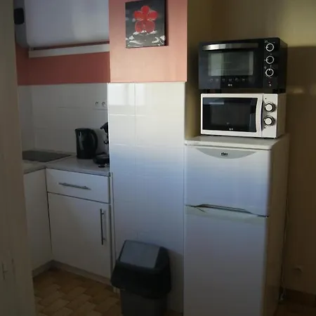 Lara 1 - Grand T2 Loggia Sans Vis-a-vis Parking - Pres Centre-port, Ile Des Loisirs, Richelieu *