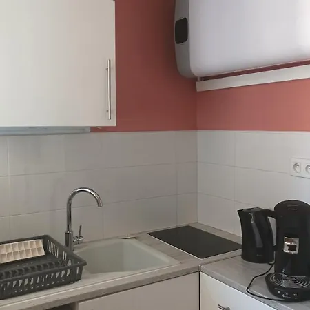 Apartament Lara 1 - Grand T2 Loggia Sans Vis-a-vis Parking - Pres Centre-port, Ile Des Loisirs, Richelieu Agde