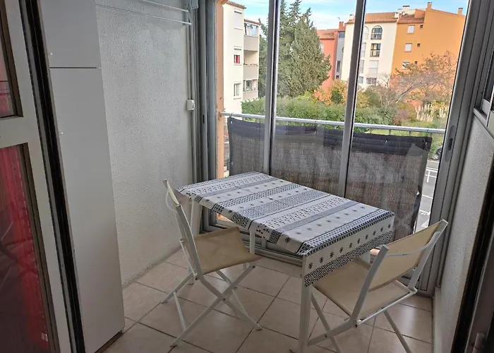 Lara 1 - Grand T2 Loggia Sans Vis-a-vis Parking - Pres Centre-port, Ile Des Loisirs, Richelieu 아그