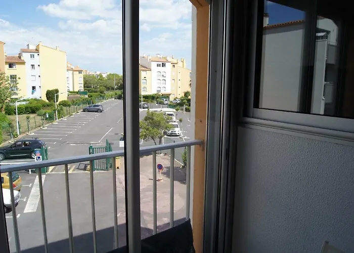 Lara 1 - Grand T2 Loggia Sans Vis-a-vis Parking - Pres Centre-port, Ile Des Loisirs, Richelieu *