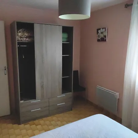 Lara 1 - Grand T2 Loggia Sans Vis-a-vis Parking - Pres Centre-port, Ile Des Loisirs, Richelieu