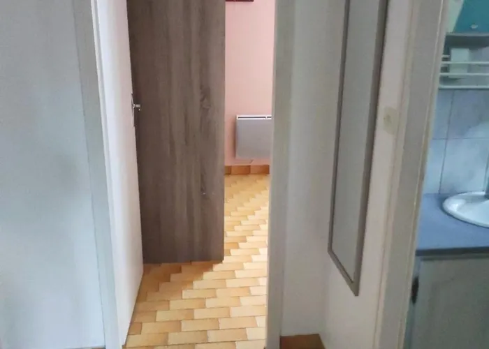 Apartamento Lara 1 - Grand T2 Loggia Sans Vis-à-vis Parking - Près Centre-port, île Des Loisirs, Richelieu *