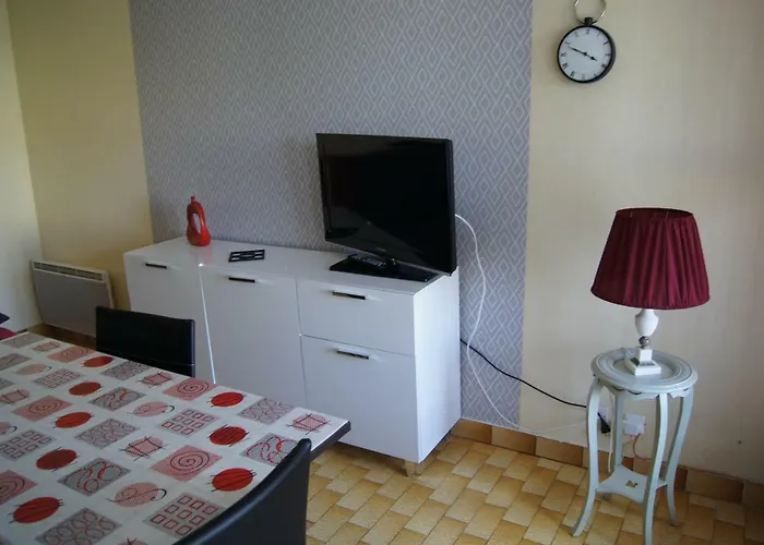 Lara 1 - Grand T2 Loggia Sans Vis-à-vis Parking - Près Centre-port, île Des Loisirs, Richelieu Apartamento *